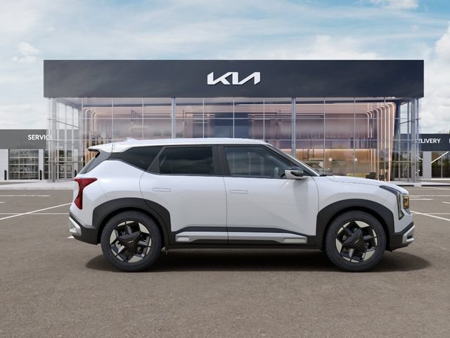 New 2027 Kia Seltos S FWD image 7