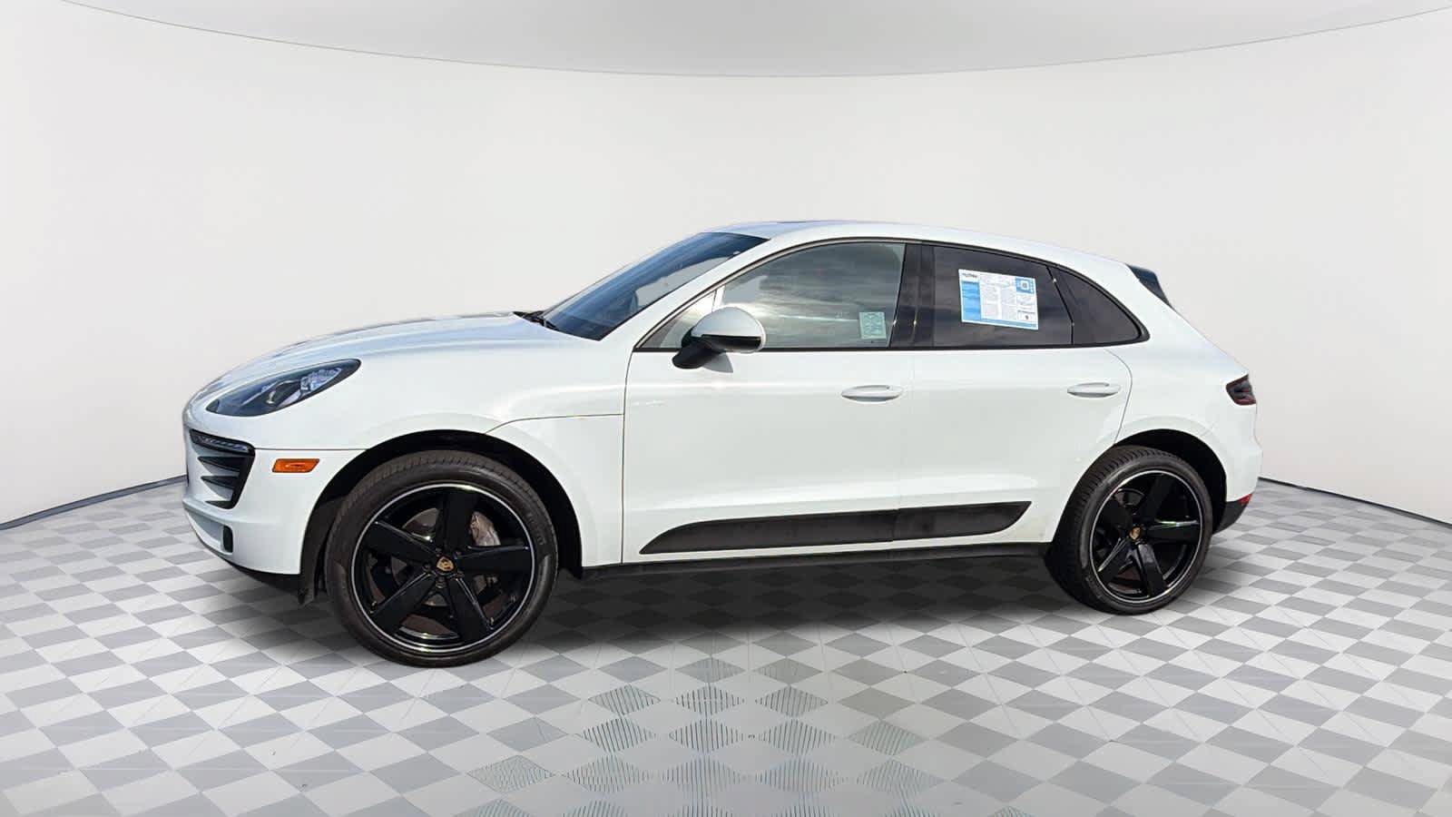 Used 2017 Porsche Macan AWD/4WD image 8