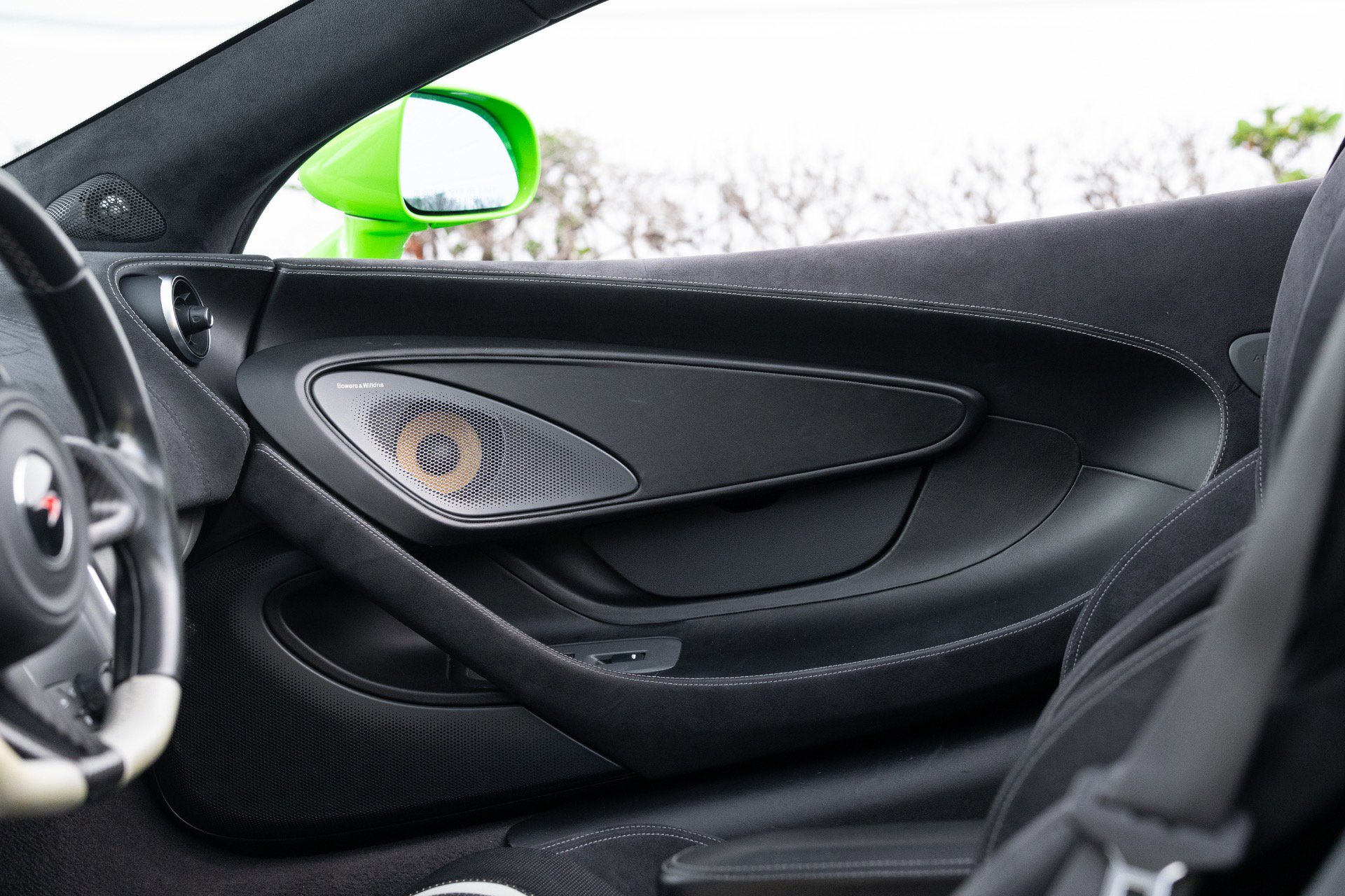 Used 2018 McLaren 570S Spider RWD image 47