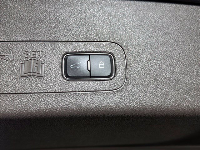 Used 2023 Lincoln Aviator Reserve w/ Equipment Group 201A AWD/4WD image 30