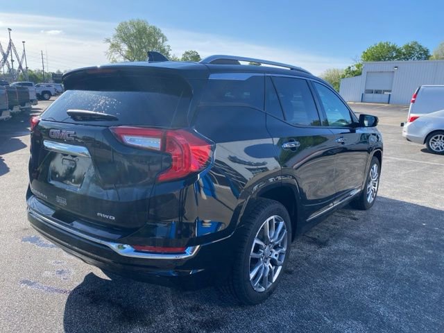 Used 2023 GMC Terrain Denali AWD/4WD image 5