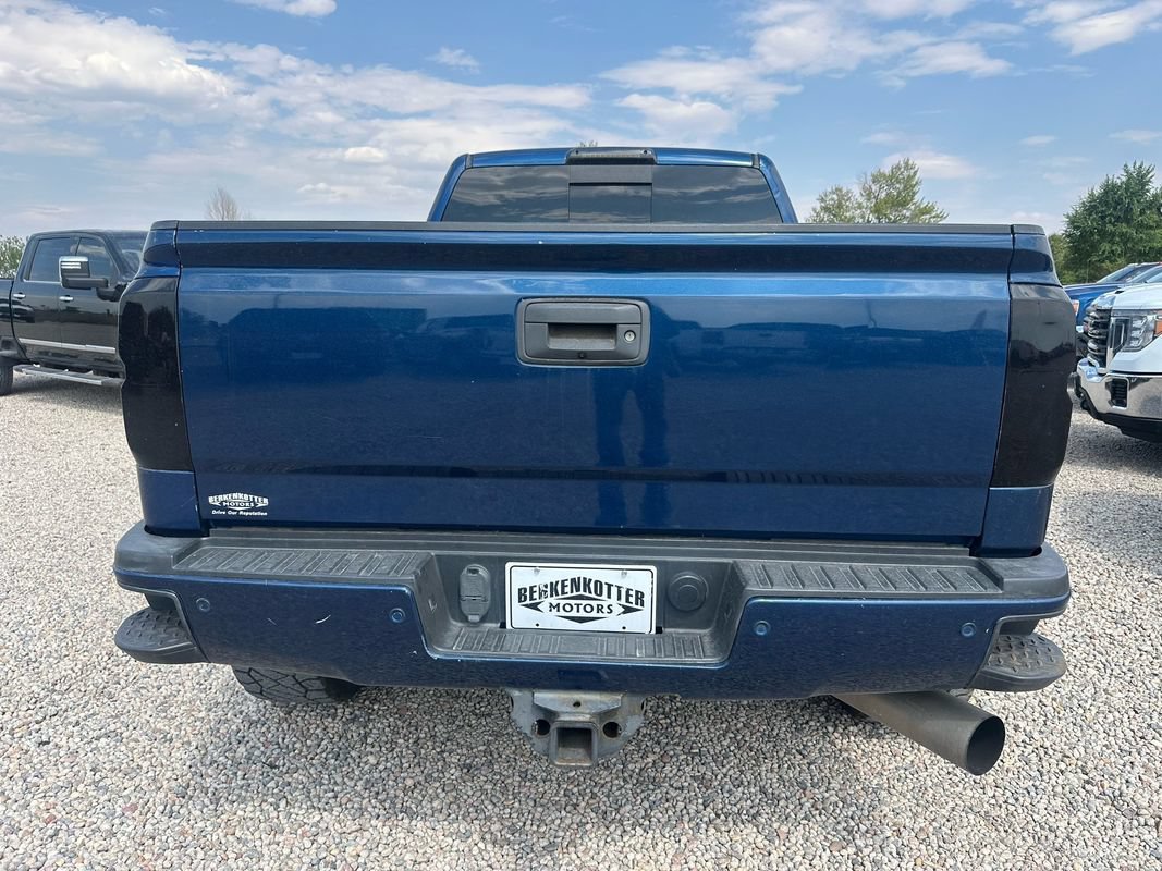 Used 2015 Chevrolet Silverado 2500 High Country w/ Duramax Plus Package AWD/4WD image 9