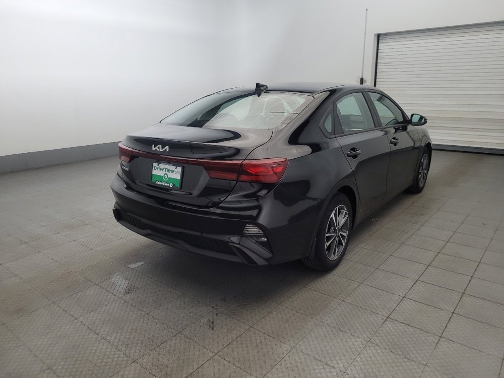 Used 2023 Kia Forte LXS w/ LXS Technology Package image 9