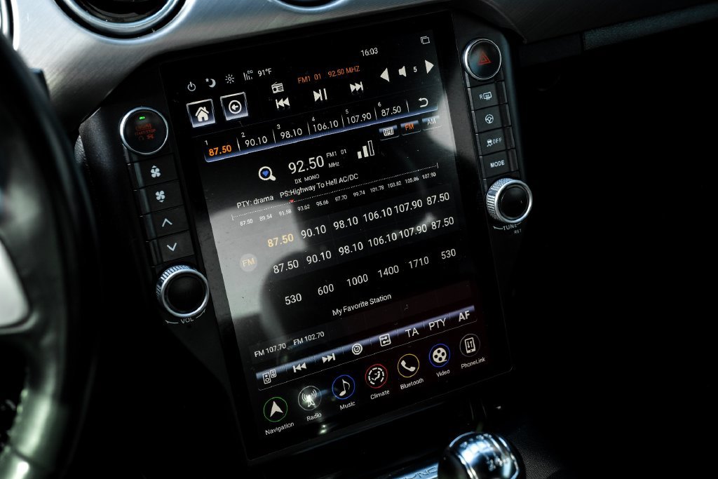Used 2023 Ford Mustang GT RWD image 28