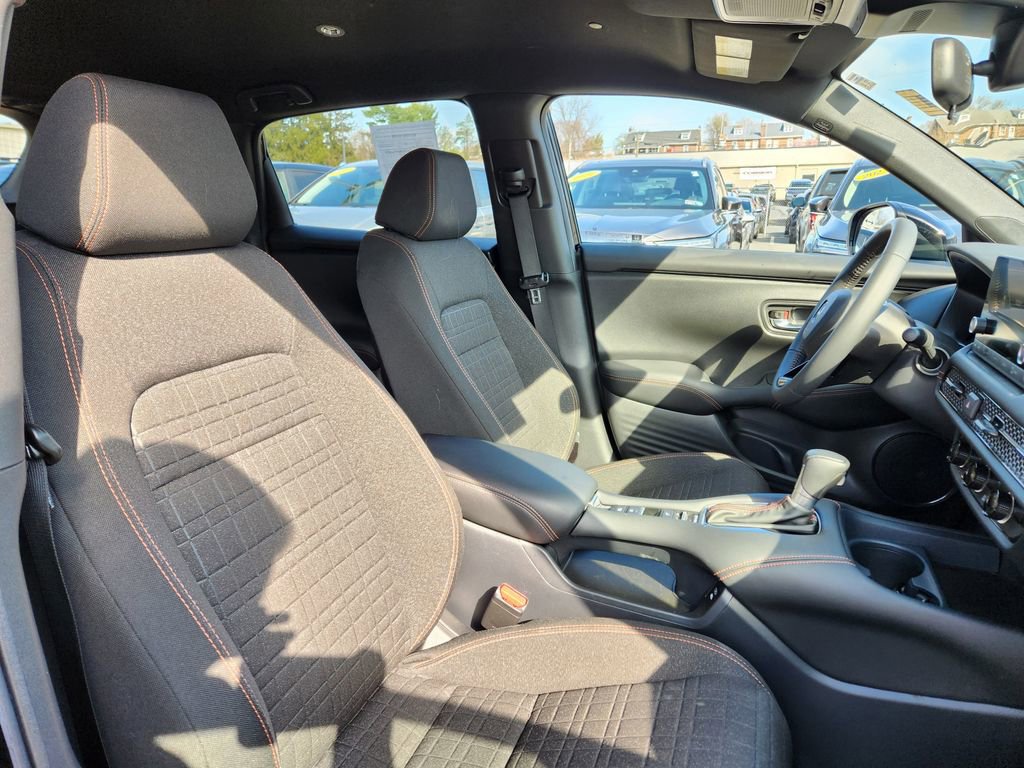 Certified 2025 Honda HR-V Sport image 16