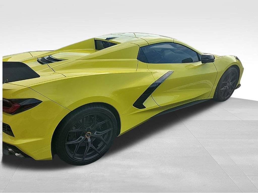 Used 2021 Chevrolet Corvette Stingray Preferred Conv w/ Z51 Performance Package image 3