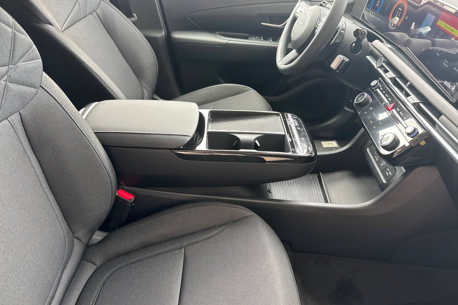 New 2026 Hyundai Tucson Blue SE AWD/4WD image 16