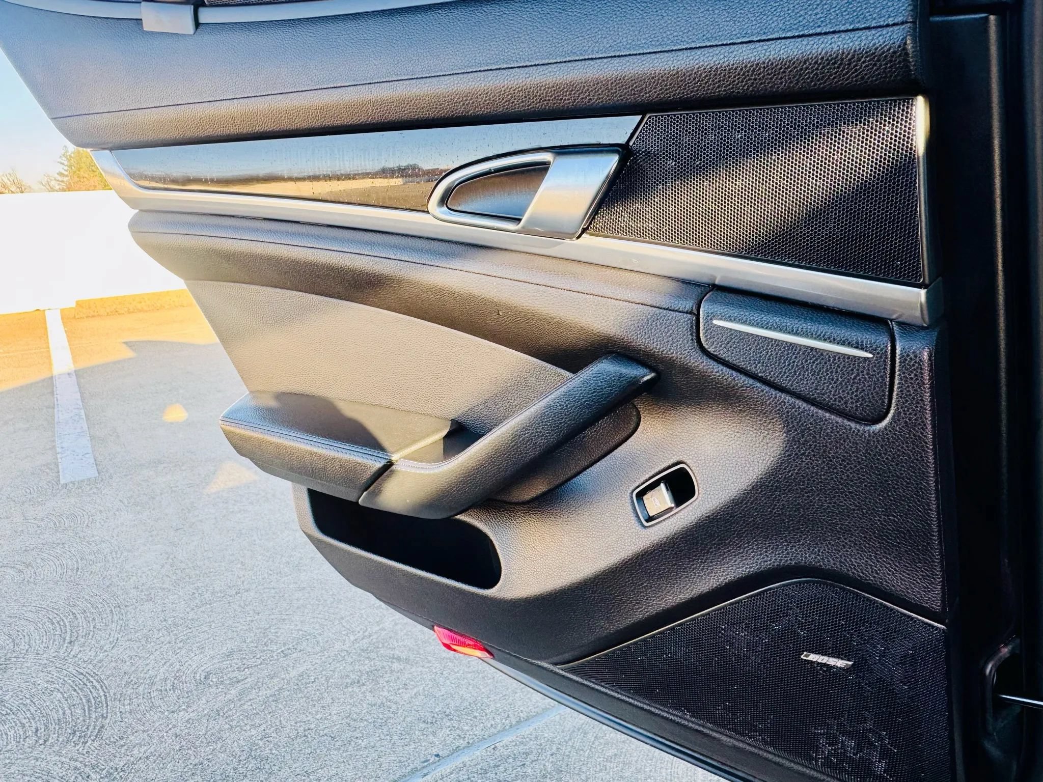 Used 2016 Porsche Panamera Edition RWD image 32