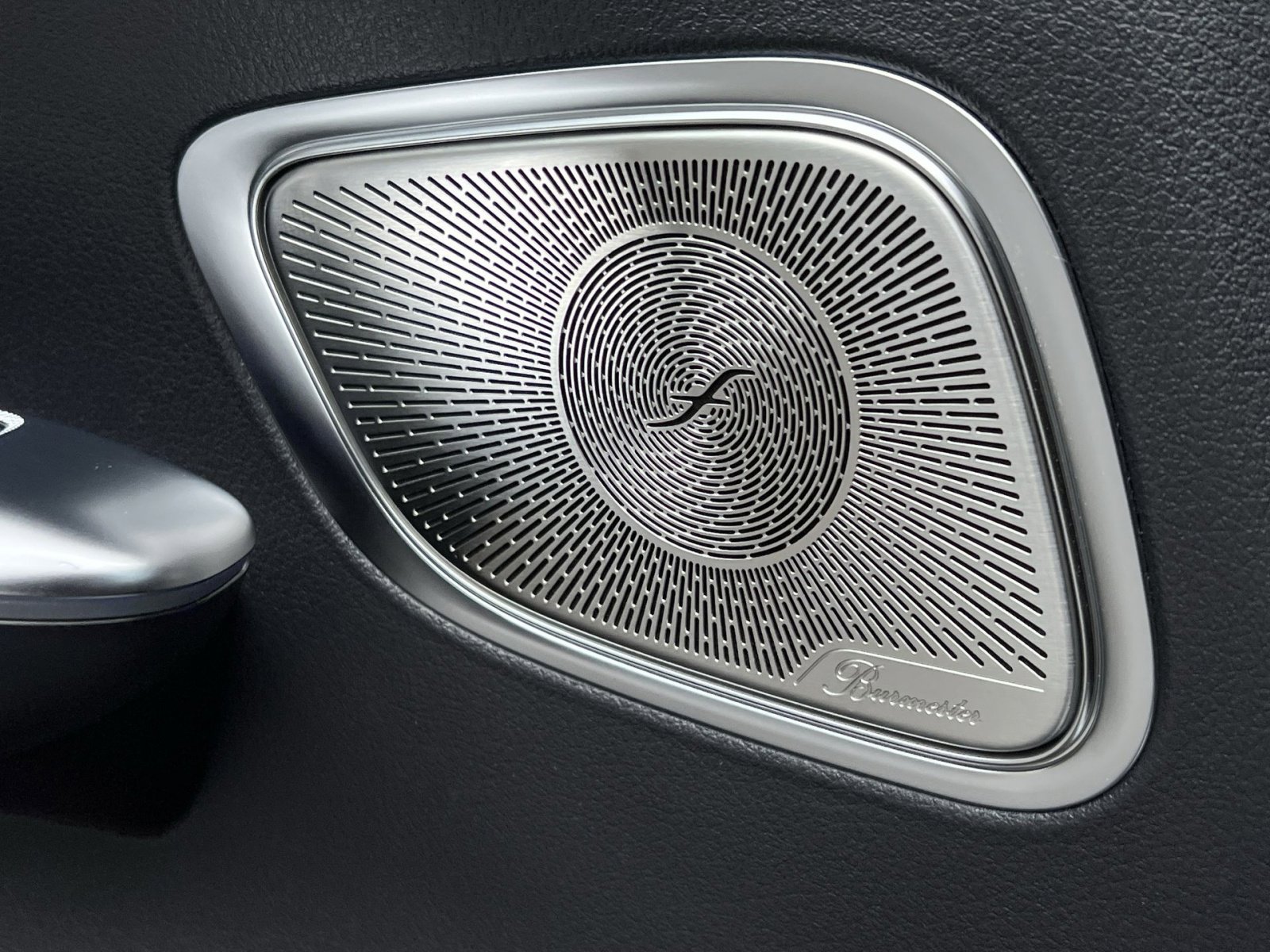 New 2026 Mercedes-Benz GLC 300 4MATIC image 34