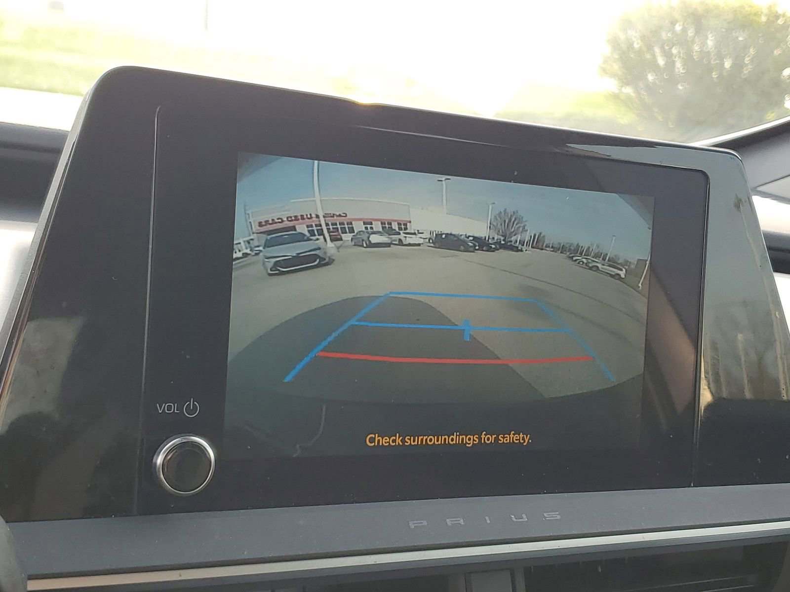 Used 2025 Toyota Prius LE image 24