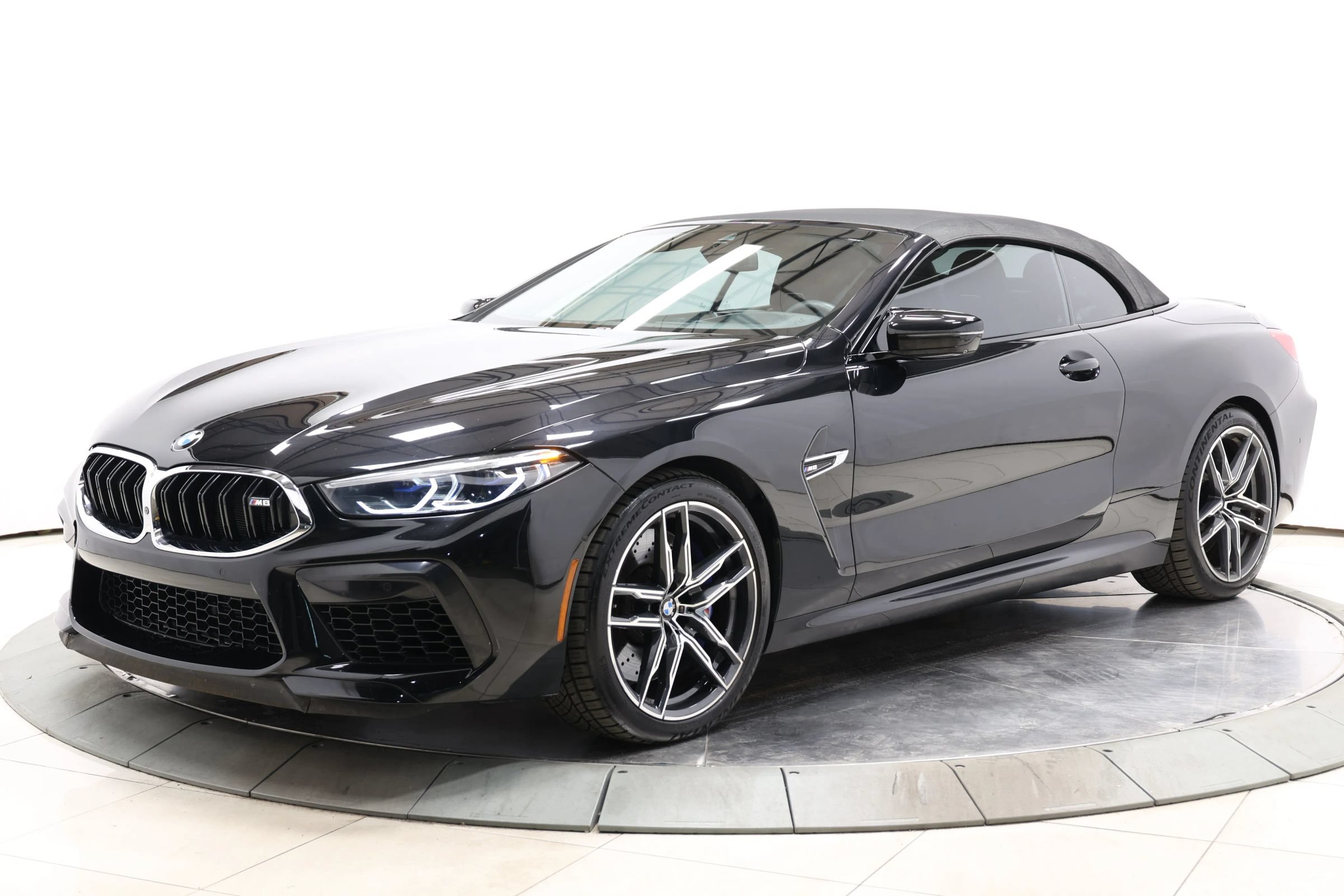 Used 2020 BMW M8 Convertible w/ Driving Assistance Package AWD/4WD image 98