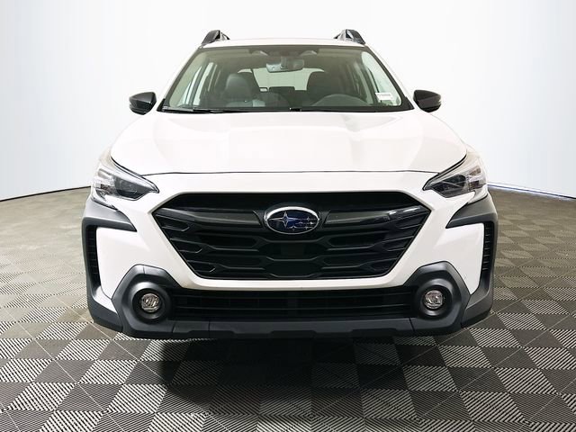 Used 2023 Subaru Outback Onyx Edition image 3