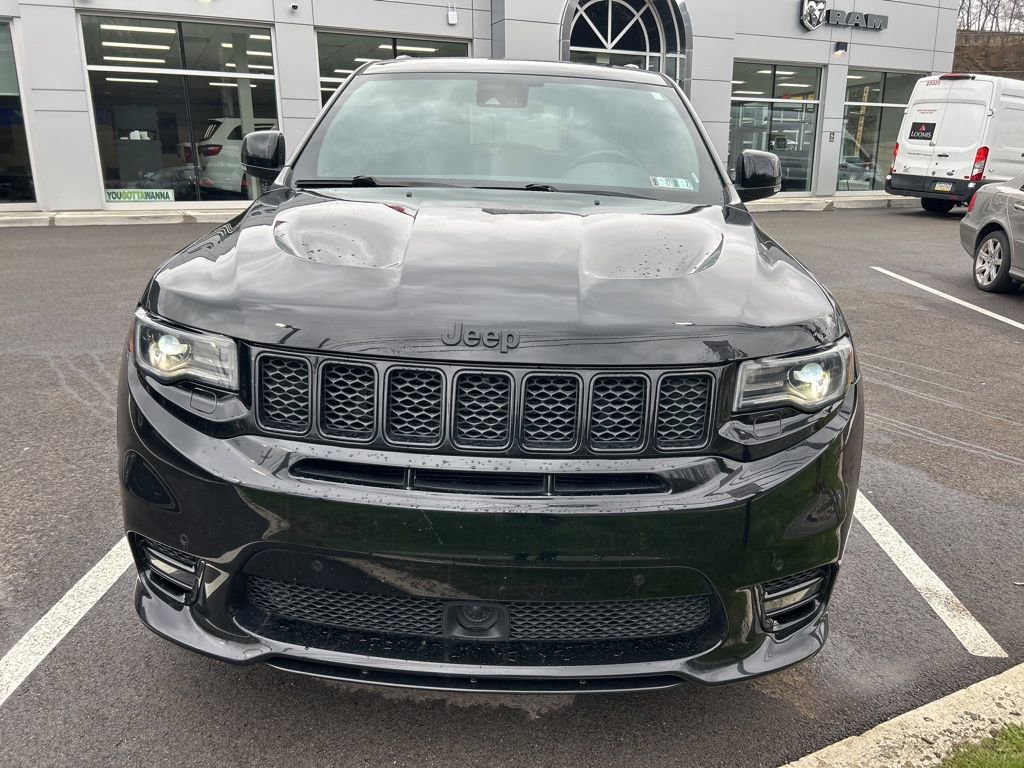 Used 2018 Jeep Grand Cherokee SRT image 5