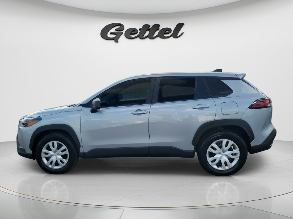 Used 2026 Toyota Corolla Cross L FWD image 8