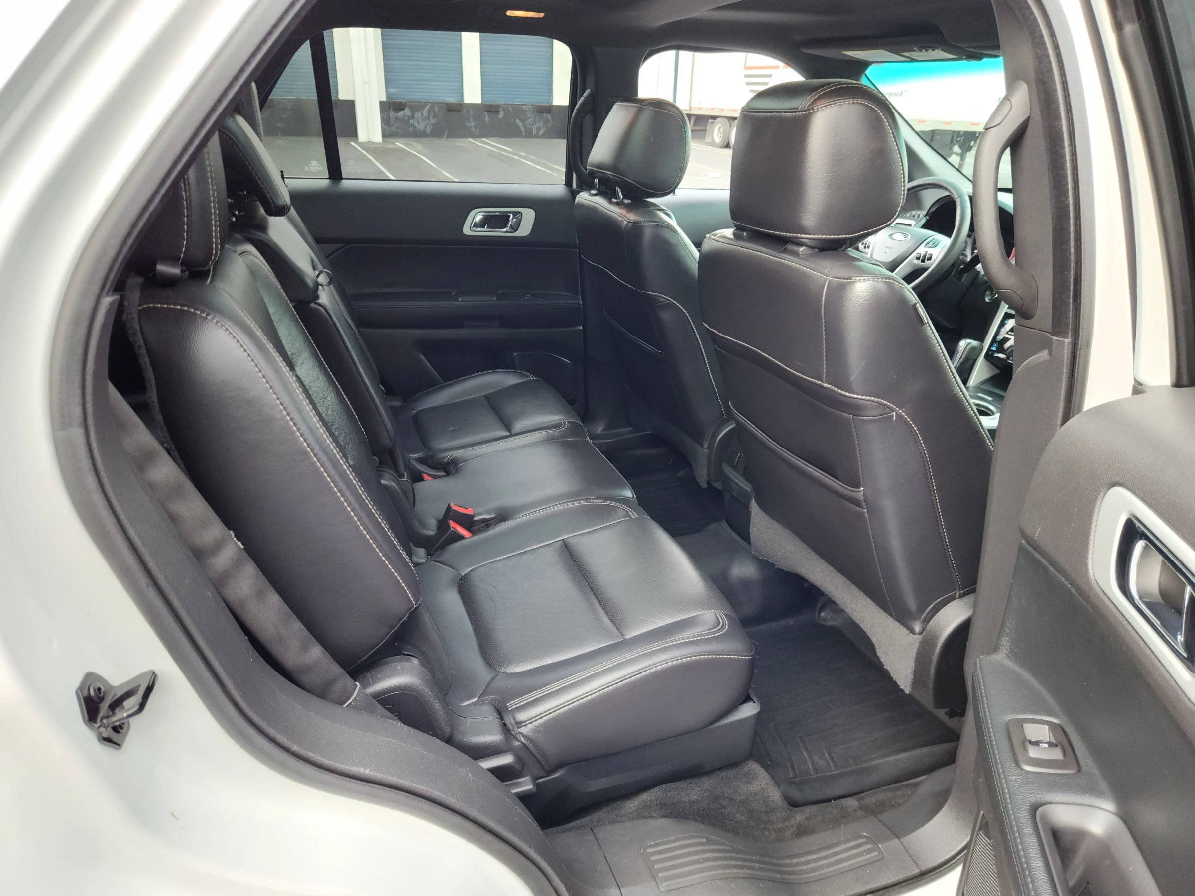 Used 2015 Ford Explorer Sport w/ Equipment Group 401A AWD/4WD image 17