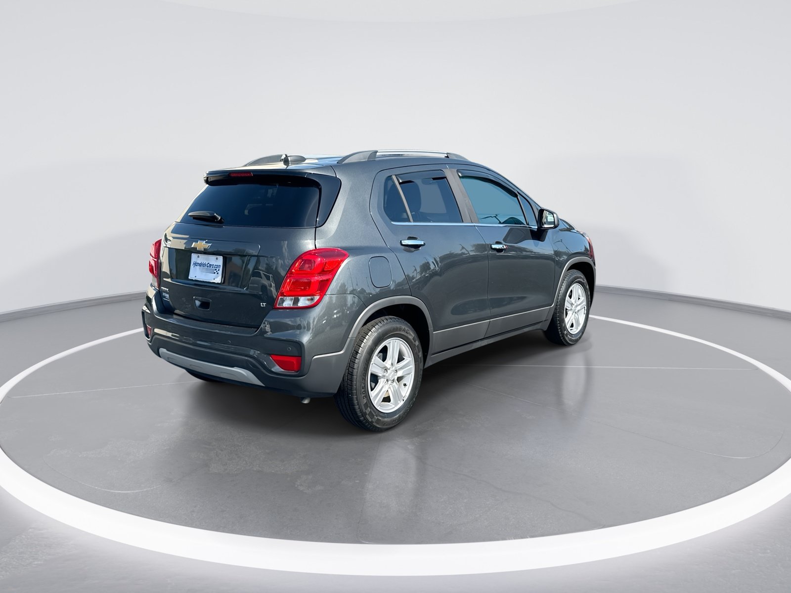 Used 2020 Chevrolet Trax LT w/ Driver Confidence Package FWD image 9