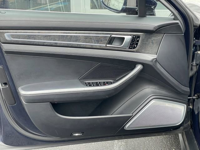 Used 2017 Porsche Panamera Turbo w/ Sport Chrono Package AWD/4WD image 19