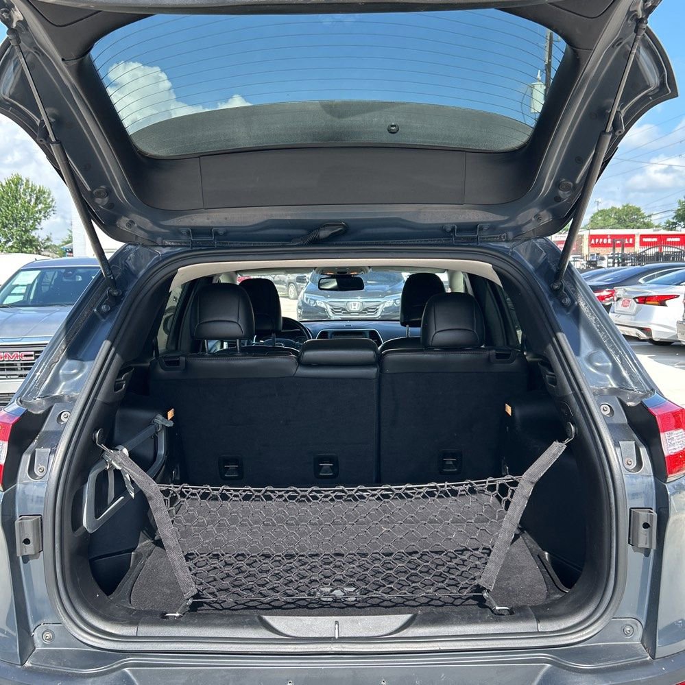 Used 2016 Jeep Cherokee Trailhawk w/ Leather Interior Group AWD/4WD image 14
