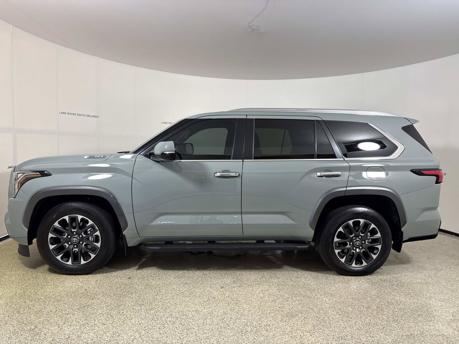 Used 2026 Toyota Sequoia Limited AWD/4WD image 2