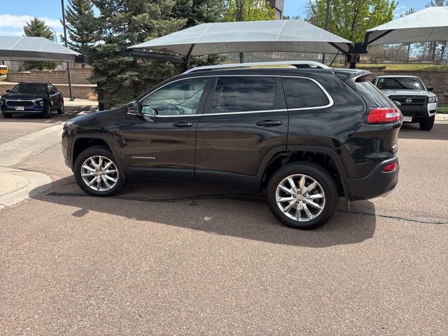 Used 2015 Jeep Cherokee Limited w/ Luxury Group AWD/4WD image 6