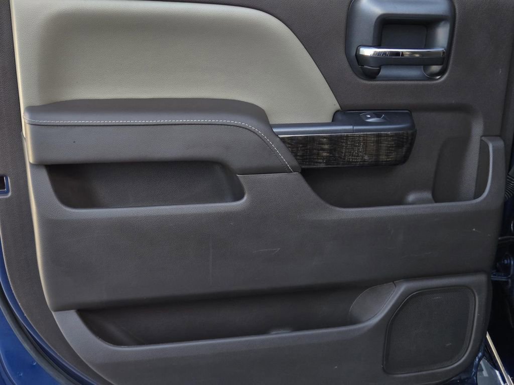 Used 2016 GMC Sierra 2500 Denali w/ Duramax Plus Package image 11