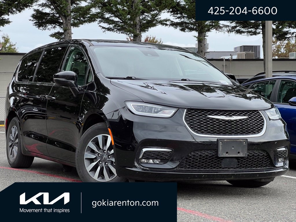 Used 2024 Chrysler Pacifica Limited FWD image 1