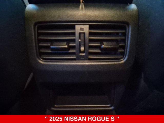 Certified 2025 Nissan Rogue S AWD/4WD image 29