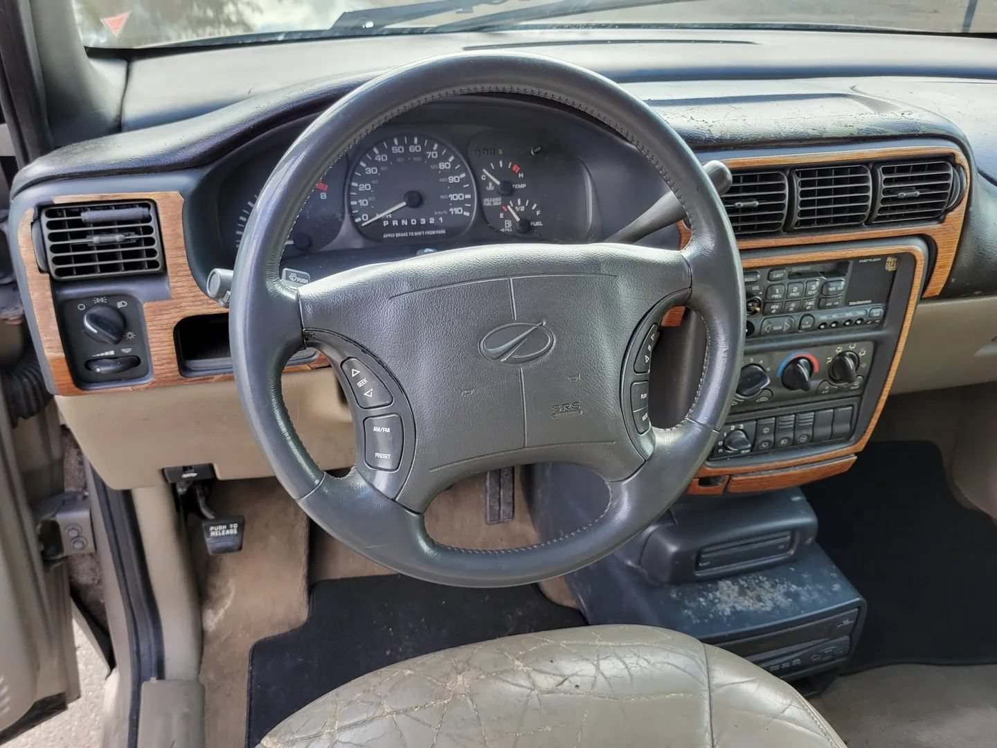 Used 1999 Oldsmobile Silhouette Premiere w/ Towing Pkg FWD image 6