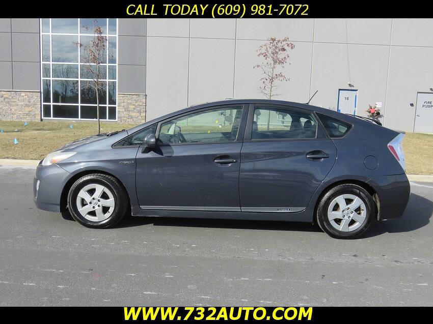 Used 2011 Toyota Prius Four w/ Solar Roof Pkg image 2
