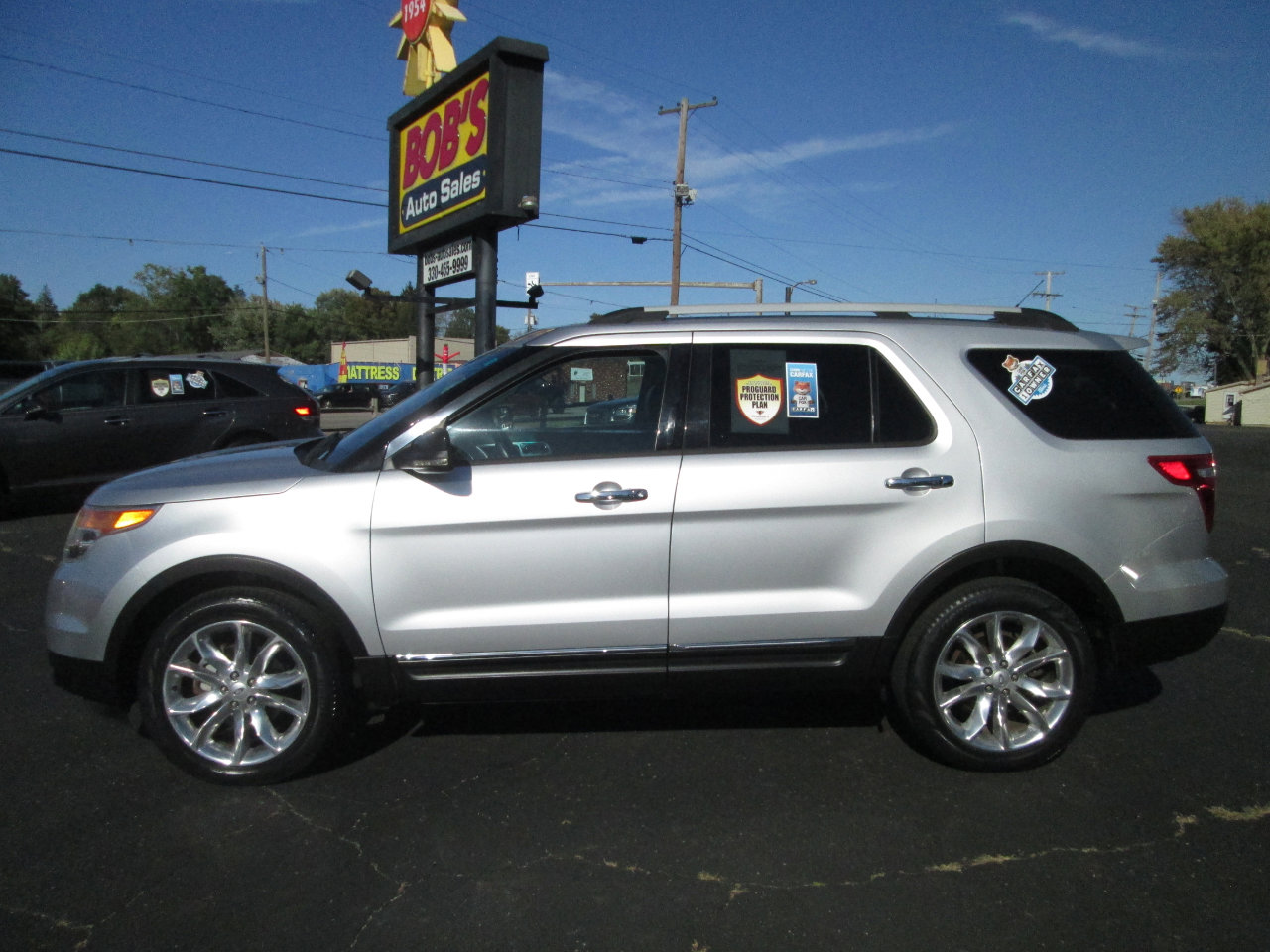 Used 2013 Ford Explorer XLT image 10