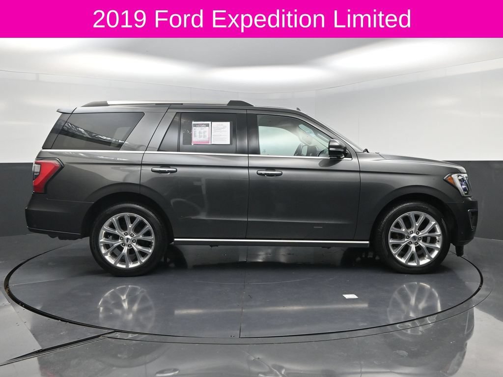 Used 2019 Ford Expedition Limited w/ Equipment Group 302A RWD image 4