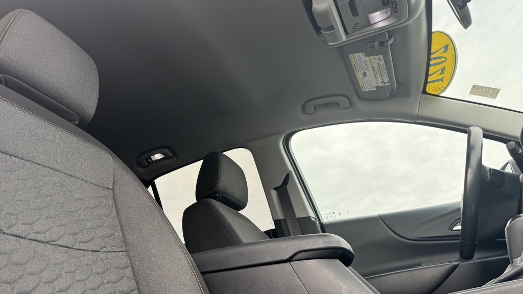 Used 2021 Chevrolet Equinox LT image 27