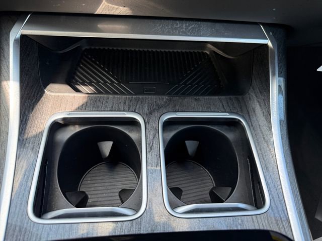 Certified 2026 BMW 750e xDrive image 26