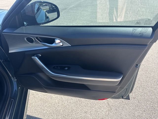 Used 2022 Kia Stinger GT1 image 16
