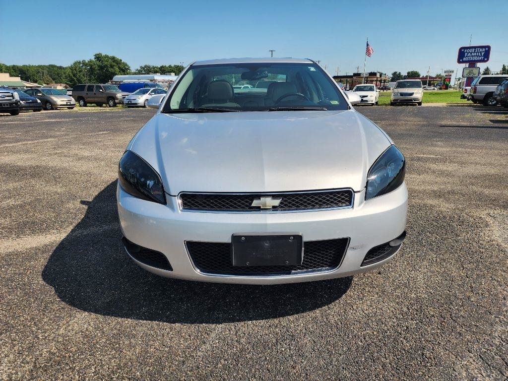 Used 2012 Chevrolet Impala LTZ FWD image 11