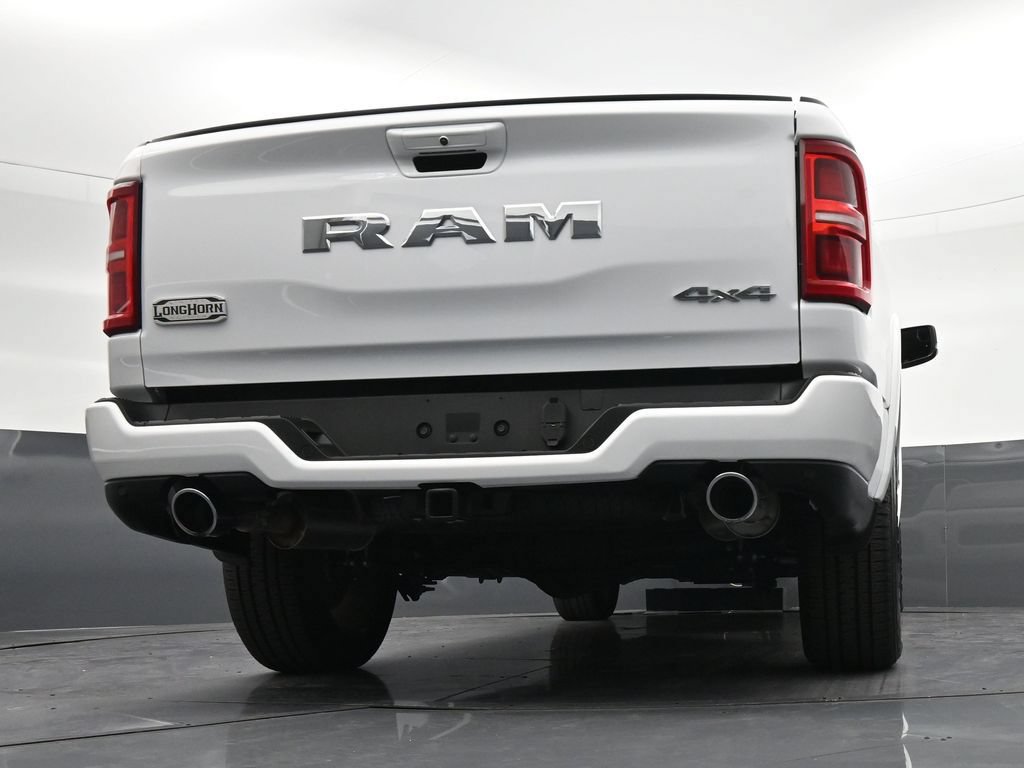 Used 2025 RAM 1500 Limited AWD/4WD image 23