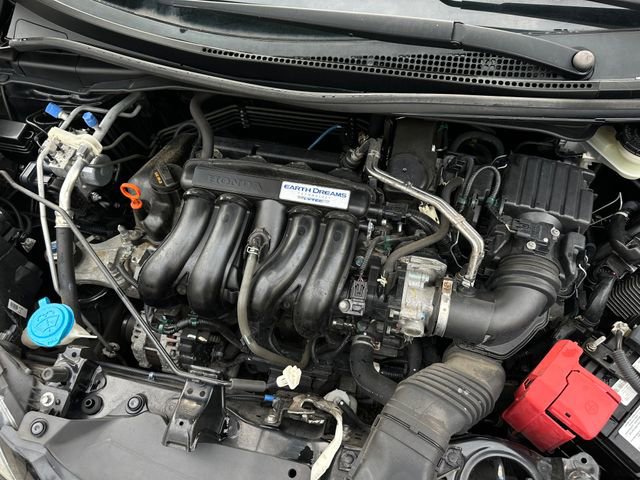 Used 2015 Honda Fit LX image 29