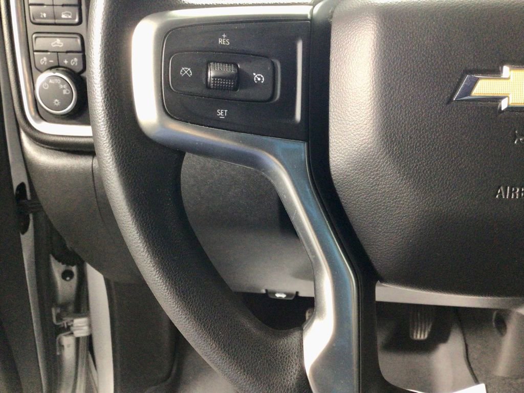 Used 2020 Chevrolet Silverado 1500 LT image 21