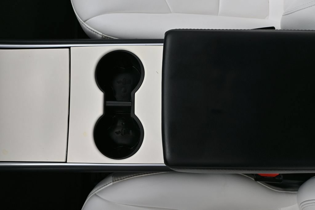 Used 2018 Tesla Model 3 Long Range AWD/4WD image 31