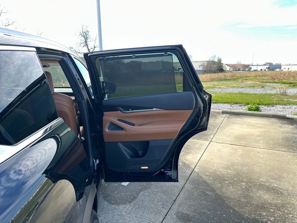 Used 2024 INFINITI QX60 Sensory w/ Vision Package image 27