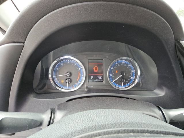 Used 2017 Toyota Corolla LE FWD image 5