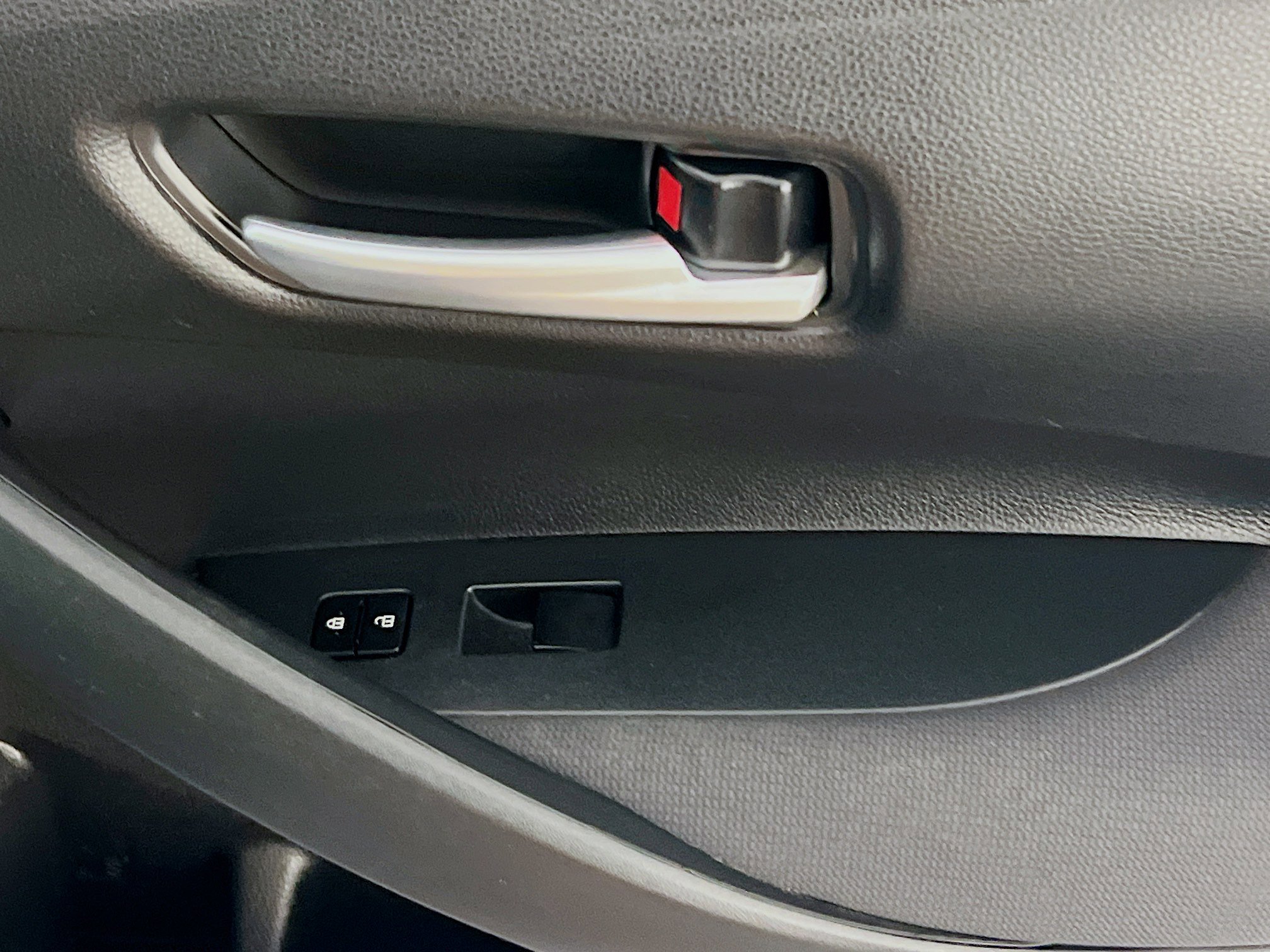 Used 2020 Toyota Corolla LE image 31