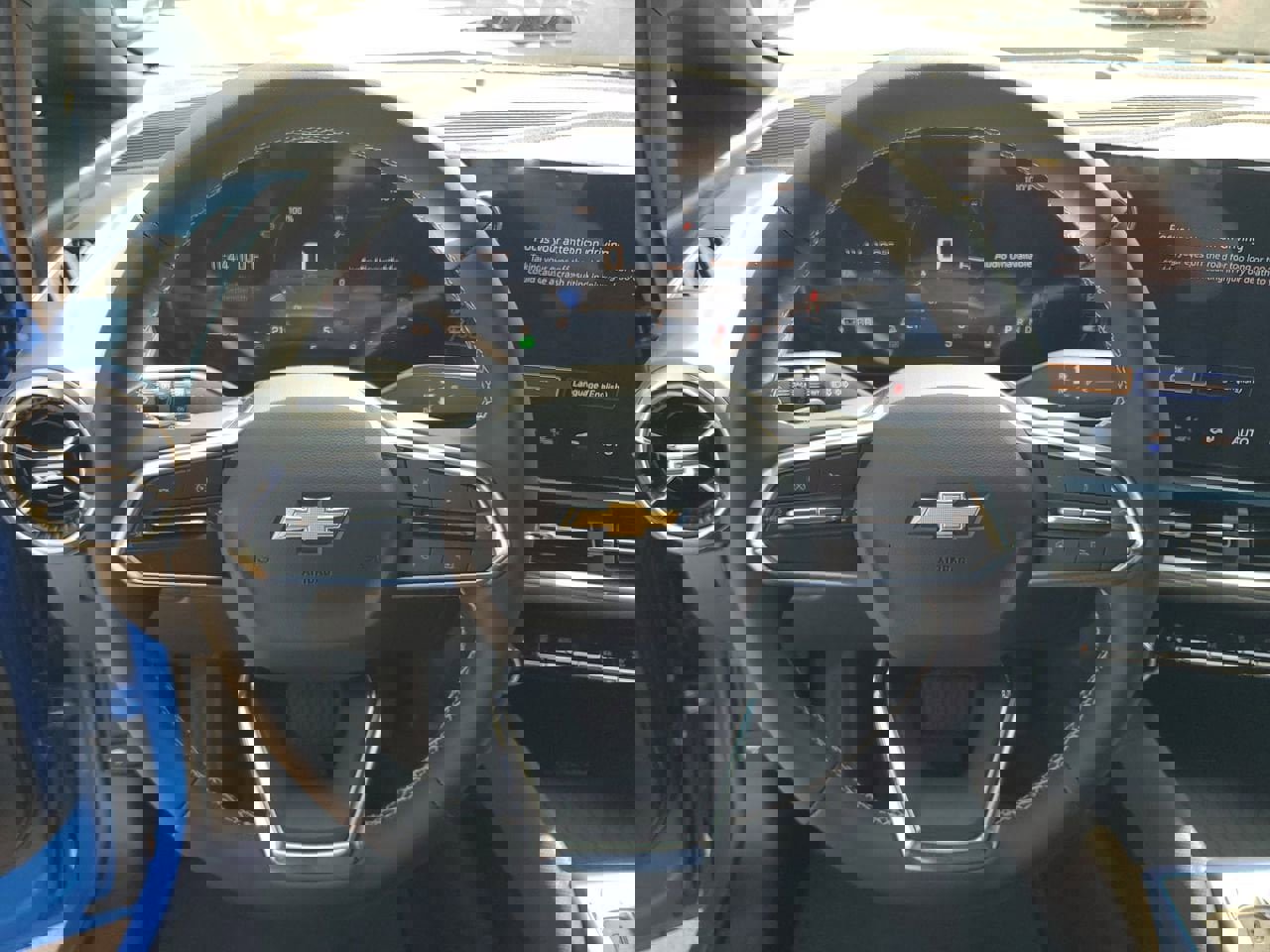 New 2025 Chevrolet Equinox EV LT image 19