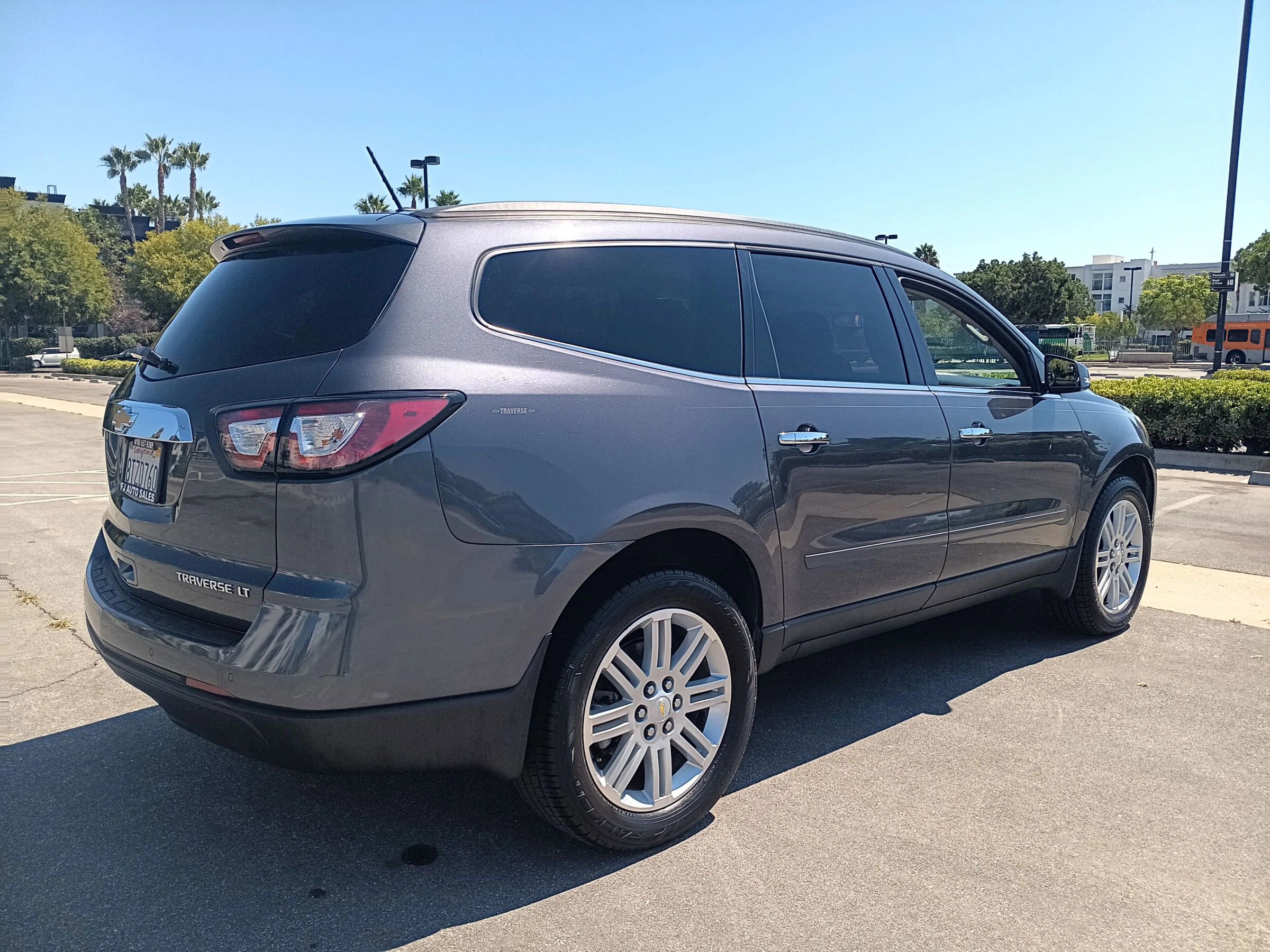 Used 2014 Chevrolet Traverse LT w/ All-Star Edition image 8