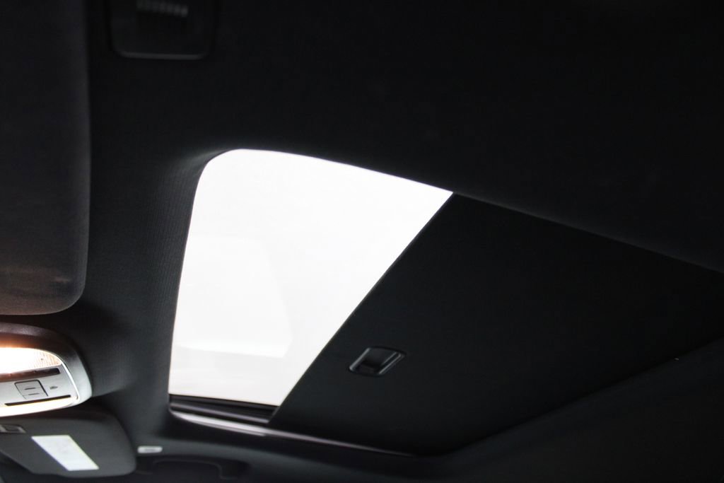 Used 2021 Jeep Grand Cherokee Limited image 53