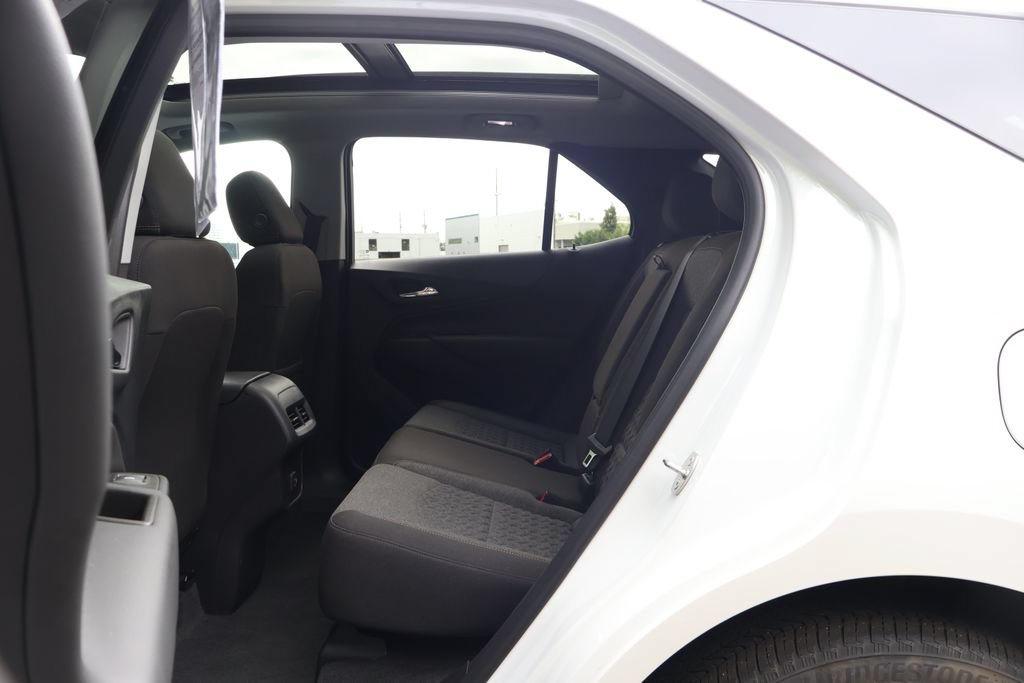 Used 2023 Chevrolet Equinox LT AWD/4WD image 45