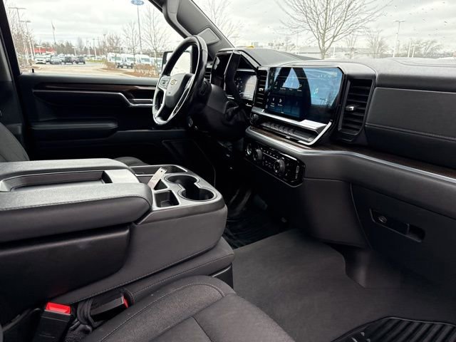 Used 2022 Chevrolet Silverado 1500 LT image 9