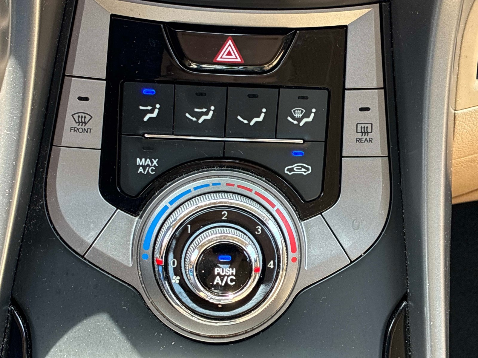 Used 2013 Hyundai Elantra GLS FWD image 31