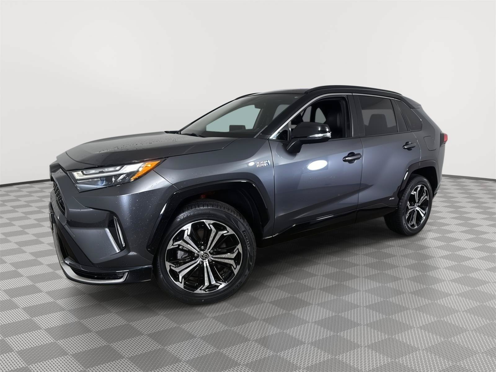 Used 2022 Toyota RAV4 XSE w/ Weather Package AWD/4WD image 1
