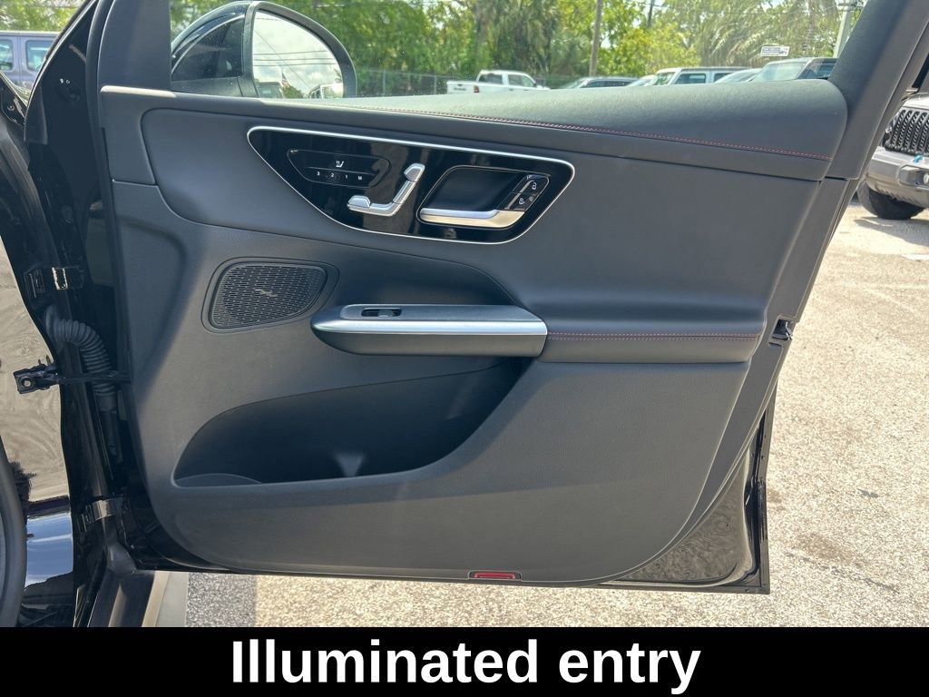 Used 2025 Mercedes-Benz GLC 43 AMG 4MATIC image 27